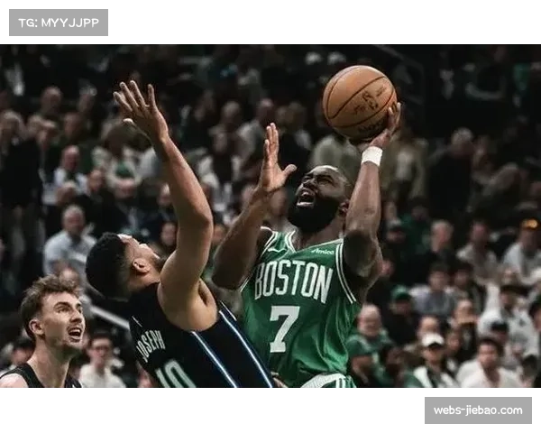 凯尔特人主场迎战活塞，塔图姆缺阵杰伦·布朗独挑大梁