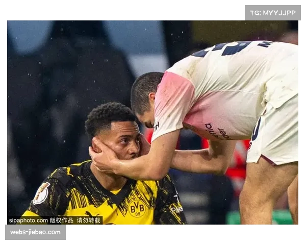 利物浦拜仁争夺施洛特贝克，转会市场暗流涌动