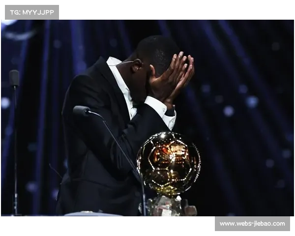 巴黎圣日耳曼5-0完胜马赛，登贝莱双响助球队重返榜首